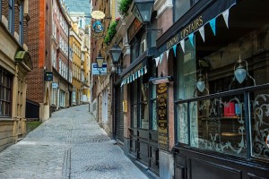 День 6. Пеший тур + Шопинг. 