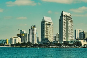 День 1. Прилет в Лос-Анджелес: Встреча в аэропорту представителем фирмы*. Лицензия CC0 Creative Commons, автор jmacdono