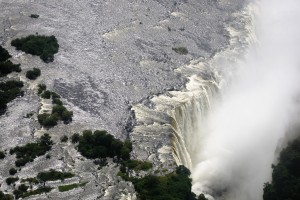 День 10. Водопад Виктория. Лицензия CC0 Creative Commons, автор rdshanky 